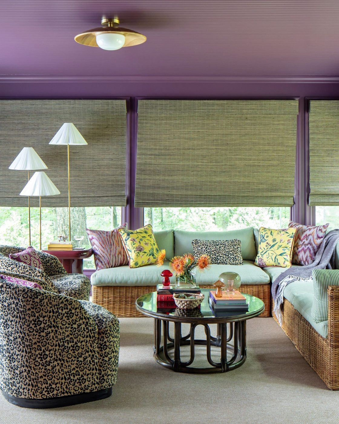 Sunroom with plum painted ceiling